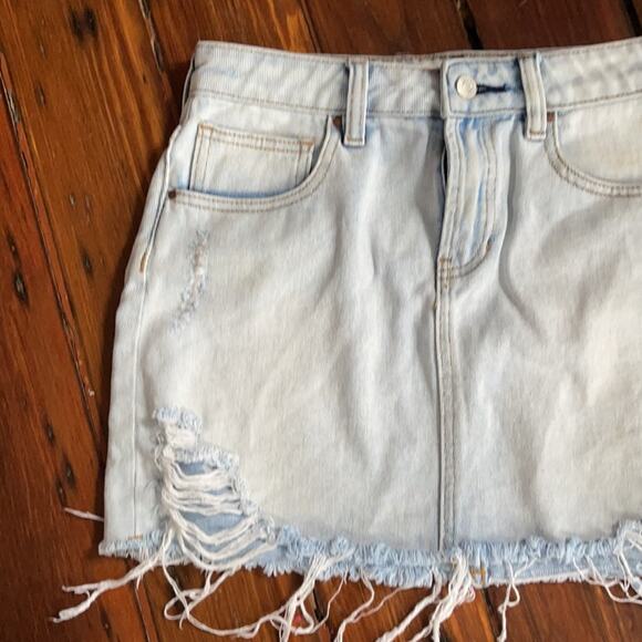 PACSUN distressed light wash cutoff frayed hem denim jeanmini skirt sz 24 - Picture 4 of 6